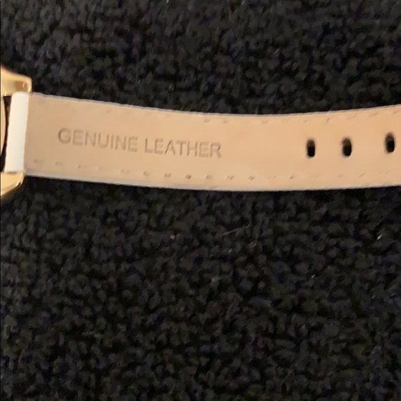 Michael Kors Watch - Picture 4 of 4